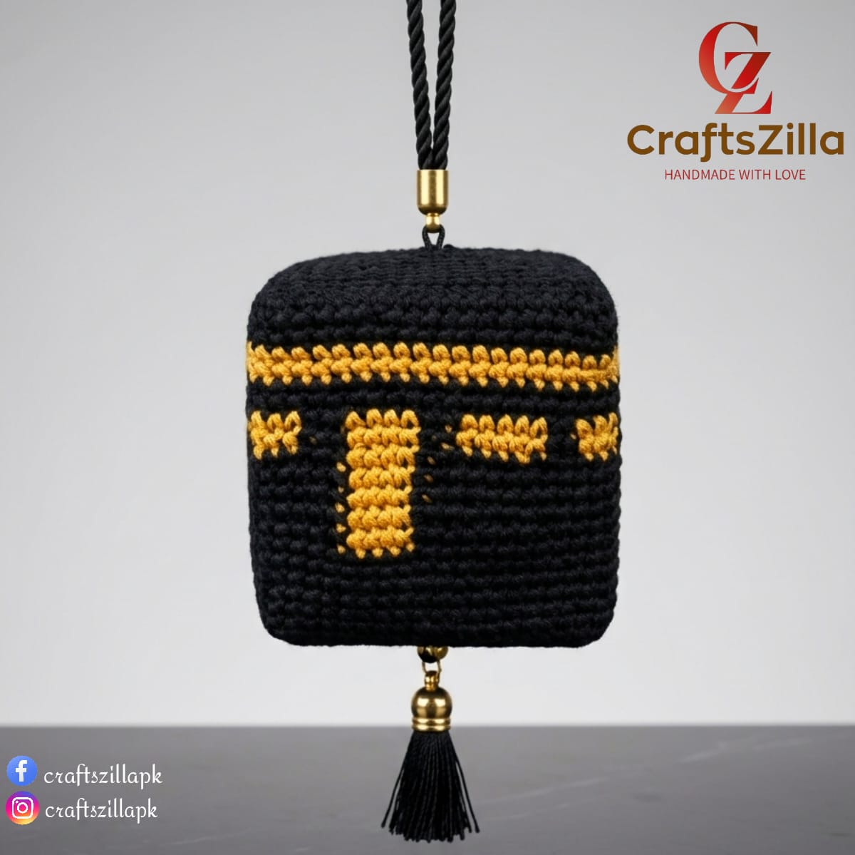 Crochet Ka'aba Car Hanging
