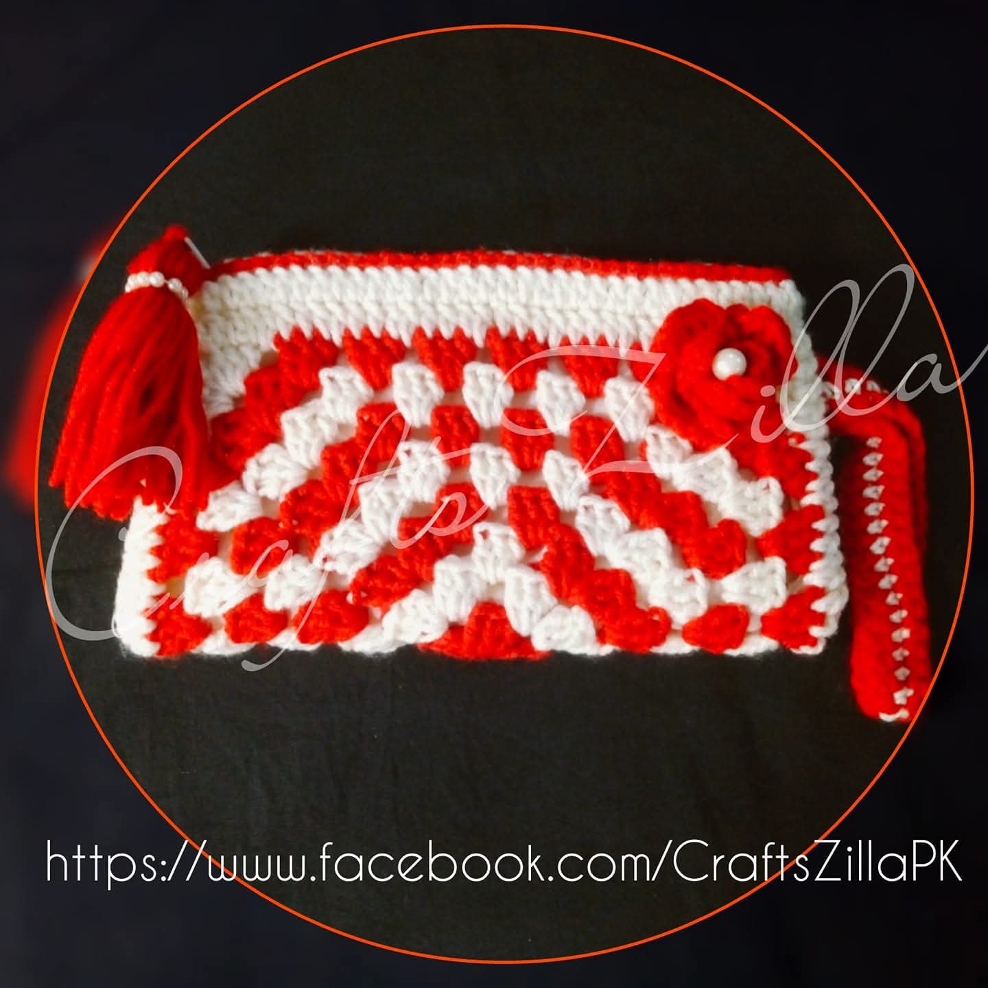 Small Crochet Clutch